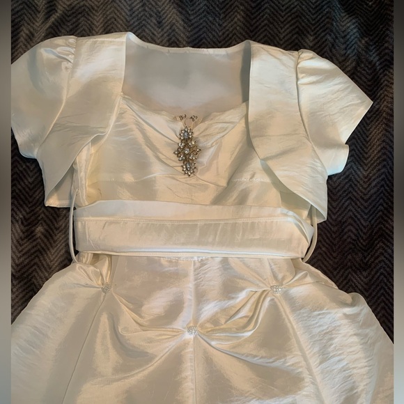 First Communion Dress - Picture 3 of 7